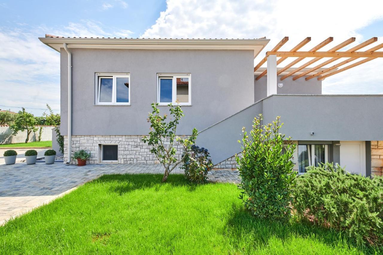 Apartmani Ivana Umag Exterior photo